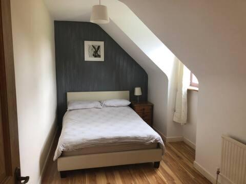 Letterfrack Farmhouse On Equestrian Farm In Letterfrack Beside Connemara National Park Tullywee Bridge エクステリア 写真