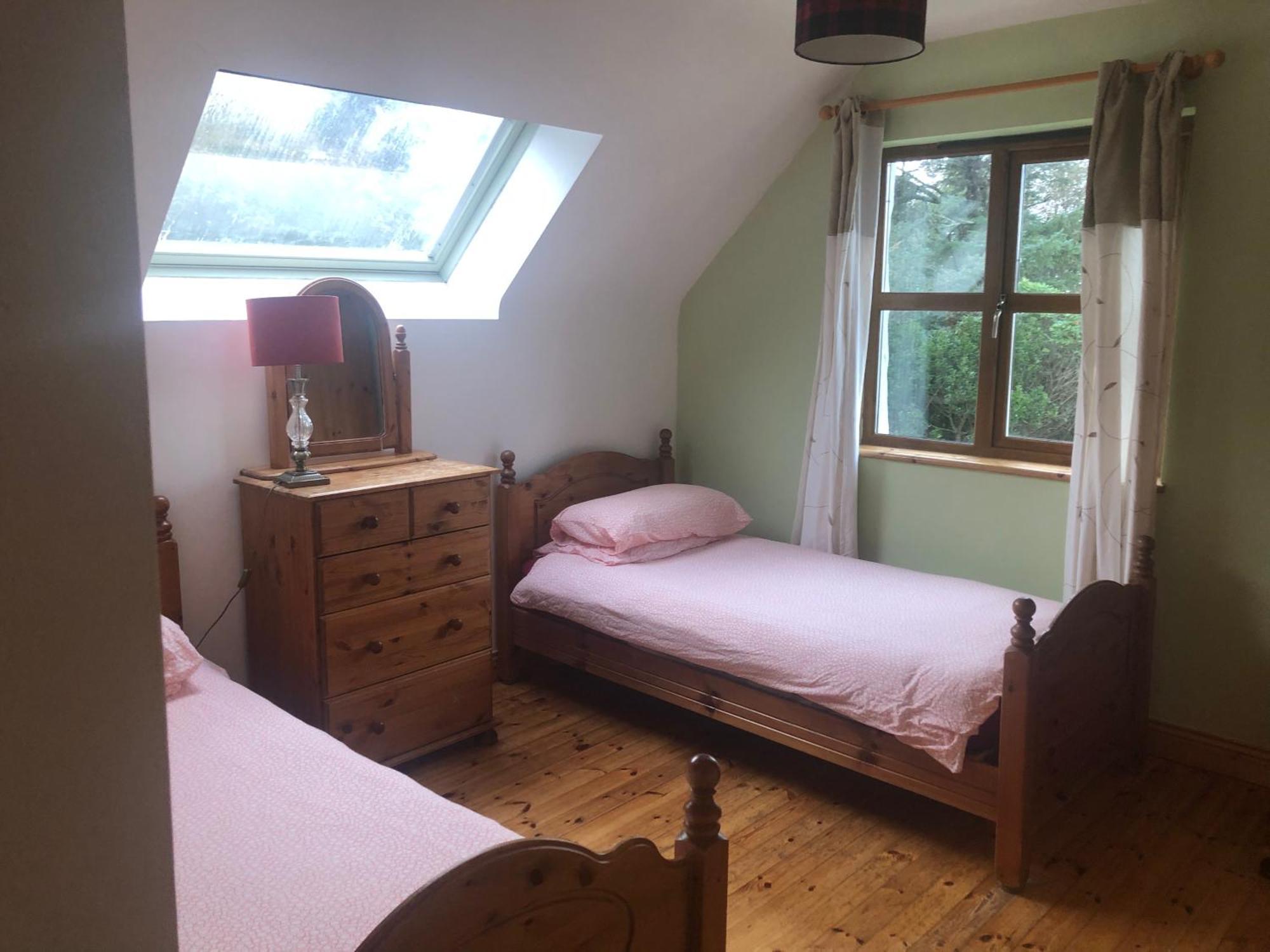 Letterfrack Farmhouse On Equestrian Farm In Letterfrack Beside Connemara National Park Tullywee Bridge エクステリア 写真