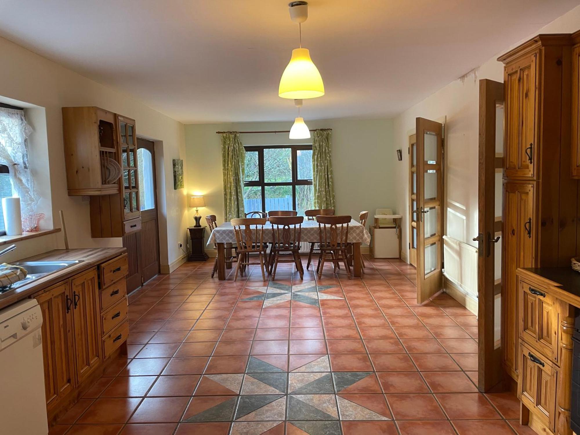 Letterfrack Farmhouse On Equestrian Farm In Letterfrack Beside Connemara National Park Tullywee Bridge エクステリア 写真